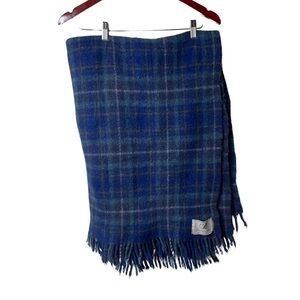 Bronte at Home 100% wool Navy blue plaid throw blanket 50x48